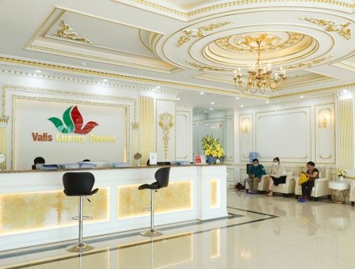 Nhổ răng khôn tại Nha khoa Valis Luxury - Giải pháp an toàn và hiệu quả cho sức khỏe răng miệng của bạn