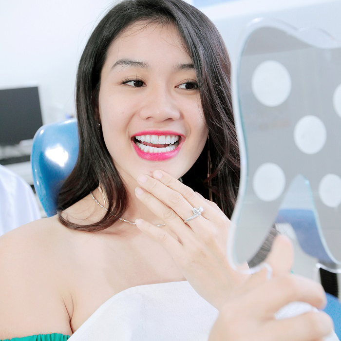 Răng sứ Lava Plus là gì?
